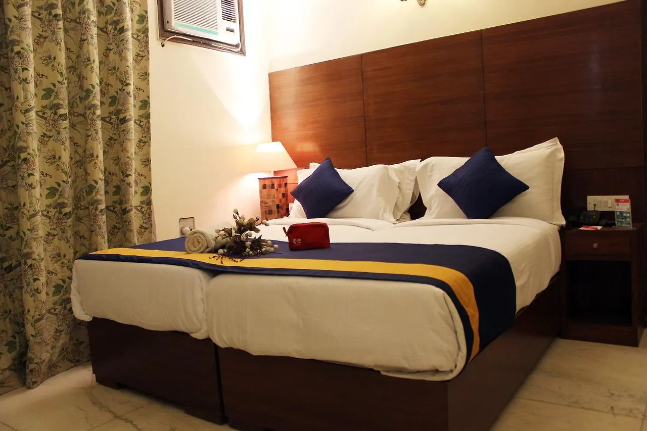 Oyo 610 Hotel Residence Phase 3 グルガウン 3*,