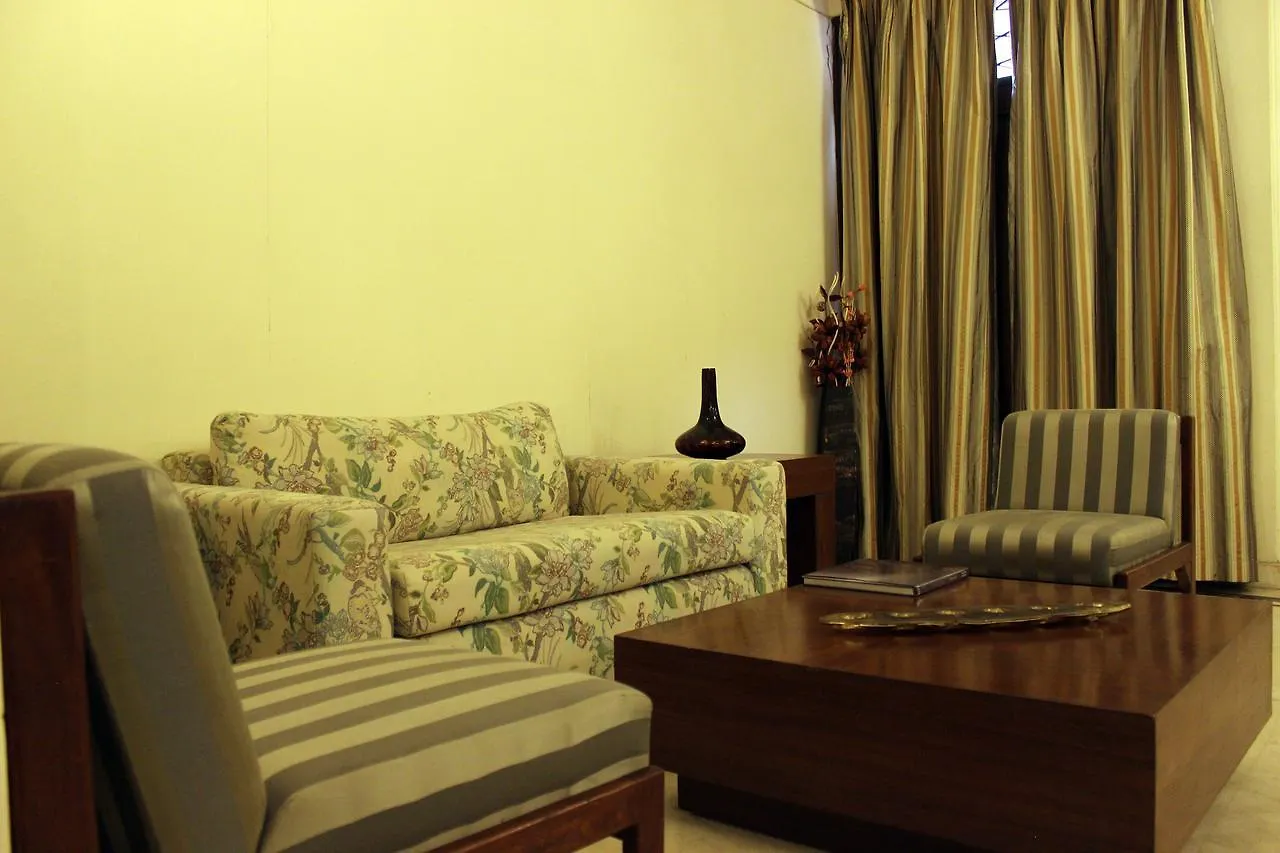 ***  Oyo 610 Hotel Residence Phase 3 Gurgaon India